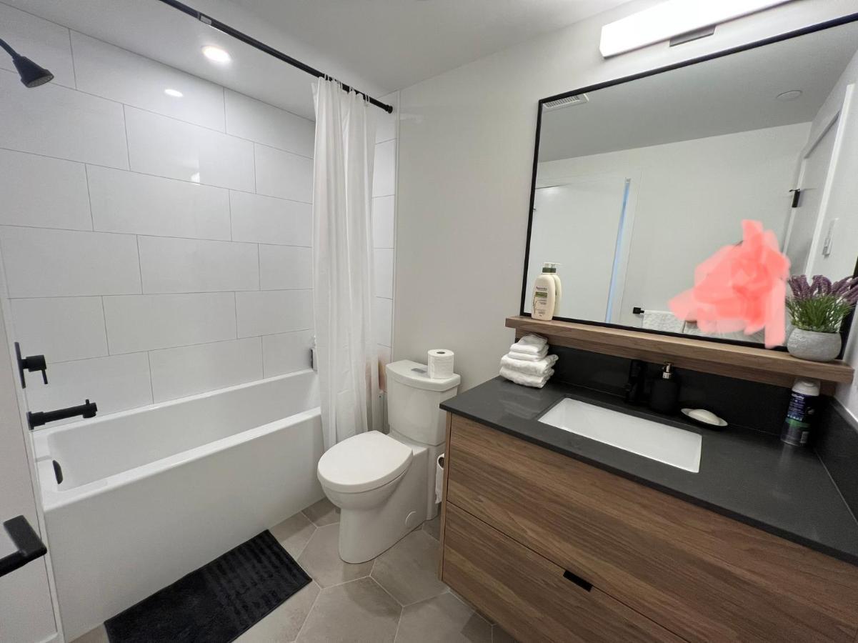 קלונה Amazing Brand New Lakeview Condo Downtown מראה חיצוני תמונה