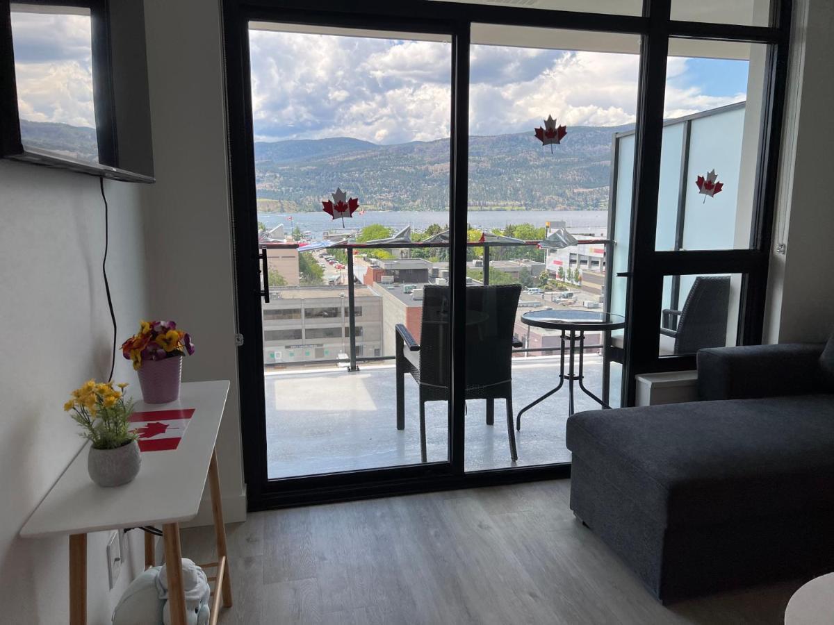 קלונה Amazing Brand New Lakeview Condo Downtown מראה חיצוני תמונה
